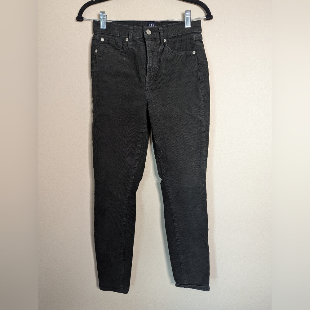 GAP Women's Black Skinny Courduroy Jeans Size 2
